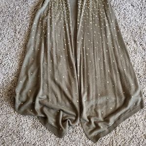 🌿Sleeveless vest by Cache 🌿